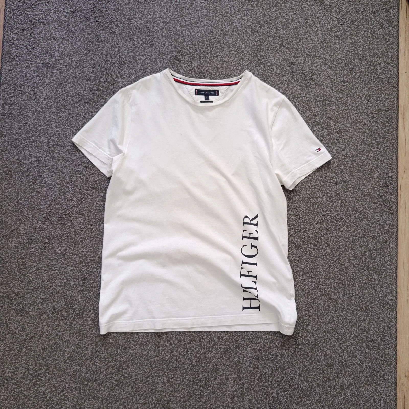 Camiseta Tommy Hilfiger organic cotton Vintage talla S Blanca